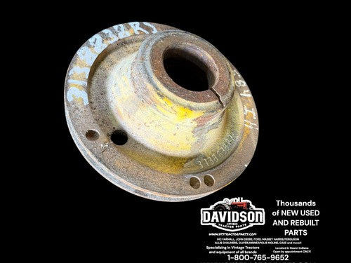 International 584 D206 Engine Crankshaft Pulley  3138838R2 Antique Tractor