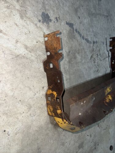IHC Farmall 340 Hood Mount Antique Tractor