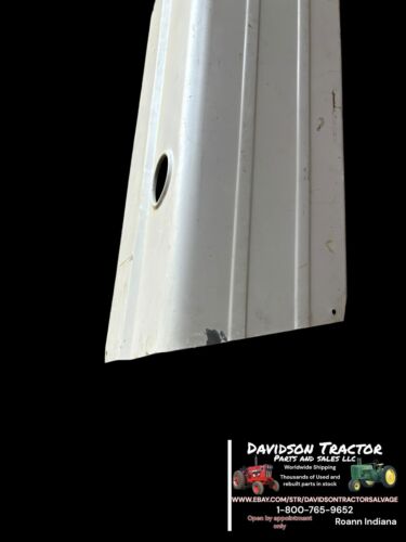 D3NN16626L Fits Ford Tractor L/H Hood 2600, 3600, 4600SU, 2310, 2610, 281