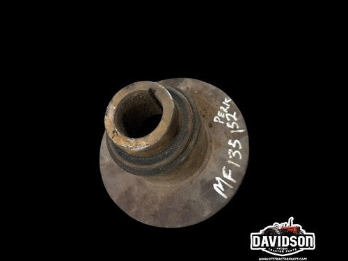 Massey Ferguson 135    152-Perkins Crankshaft Pulley Antique Tractor