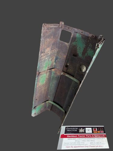 AA6481R John Deere 60 Hood  Nice Original Fits S/N 6035350 up Antique Tractor