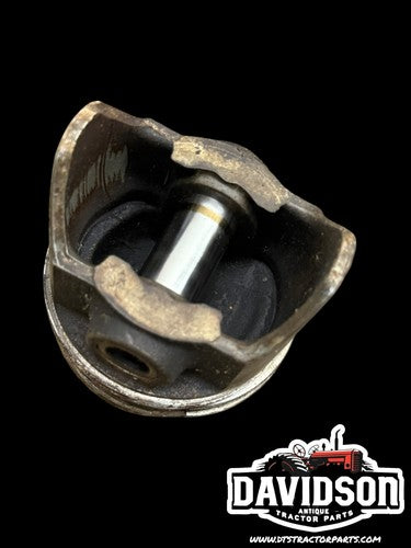International IH D282 Piston STD 378605R6 560 656 706 2400A