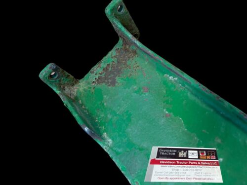 John Deere Unstyled B Radiator Side B396R Small Letter