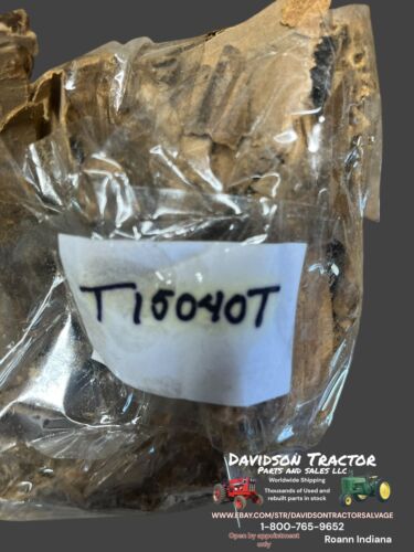 Genuine John Deere T15040T New Old Stock Shaft W/Gear
