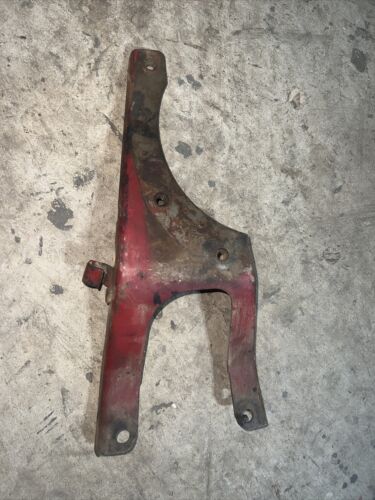 International IH Farmall 806 Tractor Air Cleaner Support Bracket