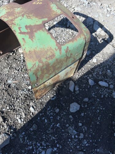 John Deere 530 LP Hood Antique Tractor