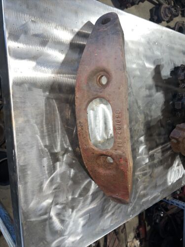Farmall 450 400 Tractor Orgnal IH IHC front pedestal cultivator mounting bracket