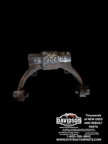 IH Farmall 400 450 560 660 Torque Amplifier Clutch Release Fork 359902R3