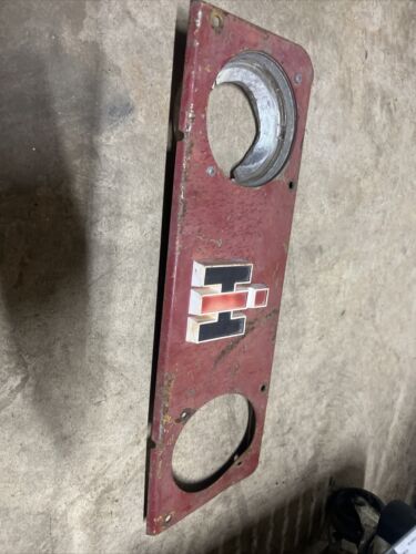 International IH 424 Tractor Upper Grille Headlight Panel Antique Tractor