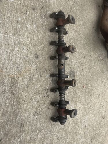 Farmall H 300 350 rocker Arm assembly