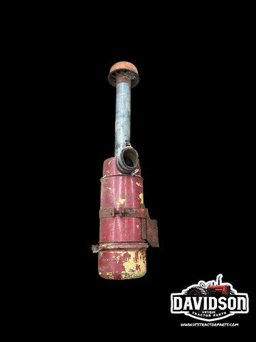 International 504 Utility Air Cleaner Housing