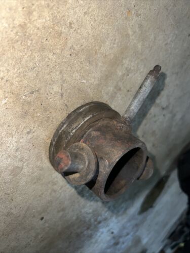 IH Farmall 350 300 Clutch Release Sleeve & Bearing 360510R2 Antique Tractor