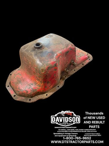 IHC Farmall H Oil Pan Antique Tractor Nice One!