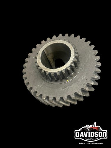John Deere 2010 RU Transmission Rear Input Shaft Gear T13180T  Tractor
