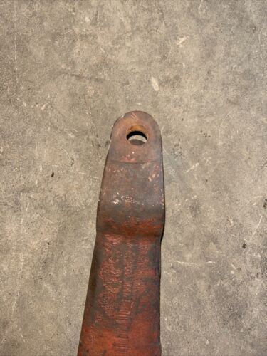 International 434 444 B414 tractor lift arm IH 3044375R1