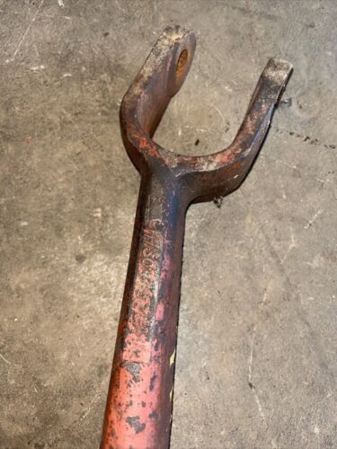 International 434 444 B414 tractor lift arm IH 3044375R1