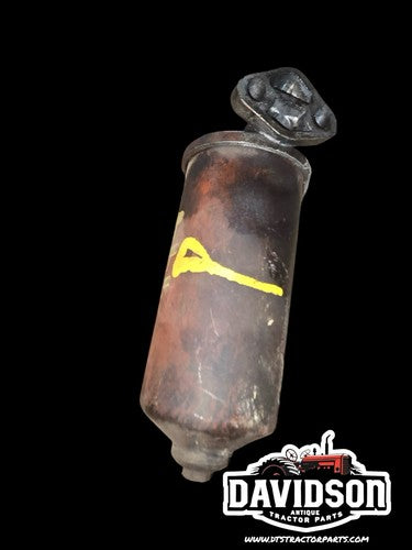 International Harvester 444 B275 Diesel Oil Filter Canister and mount IH BD154
