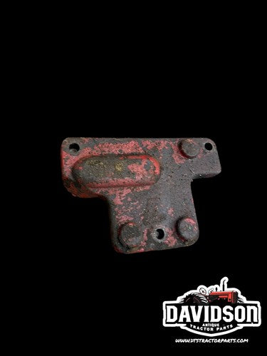 Farmall 504 IH Tractor hydraulic control valve outer cover panel