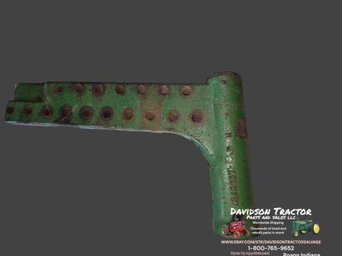 R49608 John Deere LH Axel Knee 4040 4050 4055 4230 4240 4250 4255 4430 4440 4450