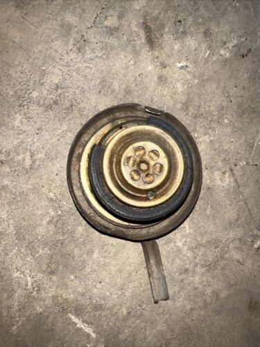 IHC Farmall A B C H M Supers 300 350 400 450 240 340 Radiator Cap
