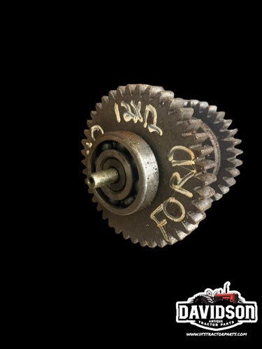 Ford 5640 Transmission Shaft W/Gear Antique Tractor