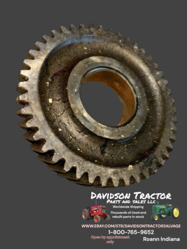 John Deere 2840 Tractor  Engine 6329DL Lower Idler Gear T26322