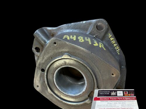 JOHN DEERE A4843R MAIN BEARING HOUSING 60 TRACTOR
