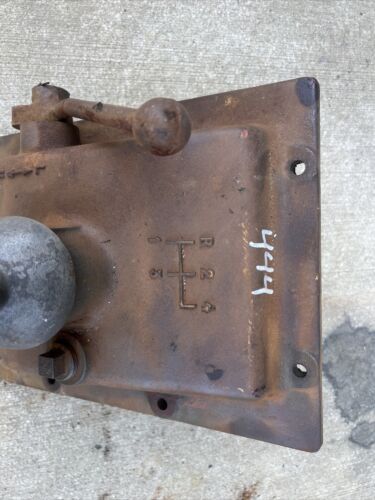 International Farmall 444 IH tractor Original transmission cover panel W/shifter