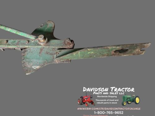 John Deere A B G Tractor JD cultivator implement Left hand lift bracket w/ mount
