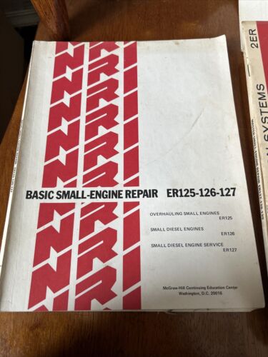 Master Small-Engine Repair ER125-126-127
