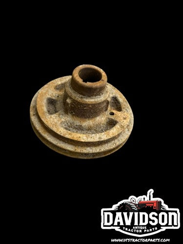 International 424 444 C-146 Crankshaft Pulley Antique Tractor