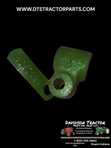 New Old Stock NOS B1101R John Deere Steering Support