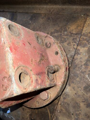 530504R1 International Case 8 Bolt hub 995 895 And Many More!