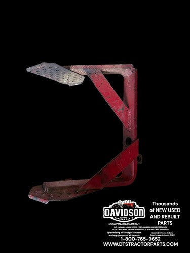 395123R1 Right Hand Step IH FARMALL 706 806 826 856 966 1066 Original