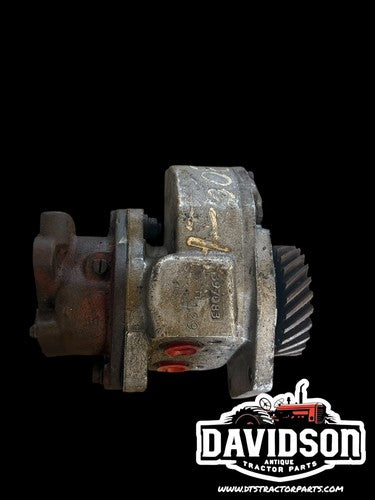 Farmall IH 300 350 tractor Good hydraulic pump assembly w/ drive gear