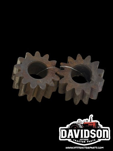 IHC Farmall Cub Oil Pump Gear Pair Antique Tractor