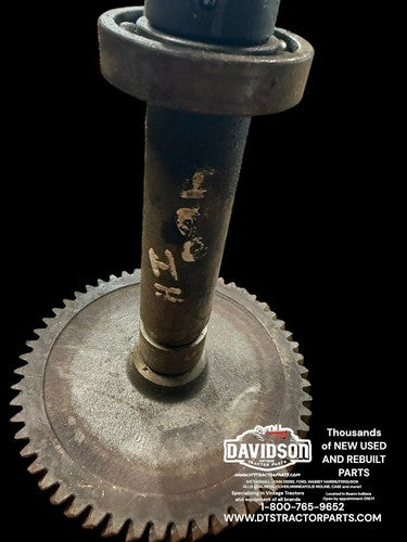 Farmall 460 RC IH tractor PTO Power Take Off input drive shaft w/ drive gear