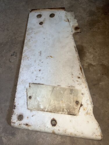 Farmall 706 Tractor front IH Left radiator hood side panel Antique Tractor