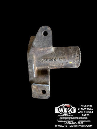 Farmall 460 Tractor IH engine thermostat holder bracket to radiator 368504R1
