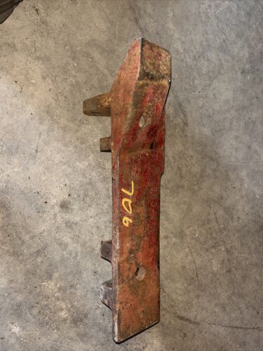 SUPPORT LATERAL LIMITER IH Farmall 706 383591-R1 Antique Tractor RIGHT