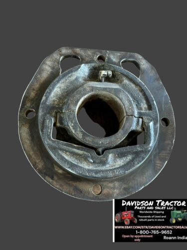 John Deere G RH Main Bearing Casting (clutch side) F752R AF770R