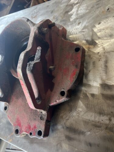 68079-C1 IH 66 86 Series 1000 Pto Cover Housing Antique Tractor