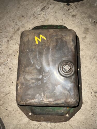 John Deere M oil pan gas engine AM1788T