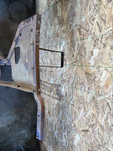 McCormick W9 WD9 Floor platform fender Mount Antique Tractor