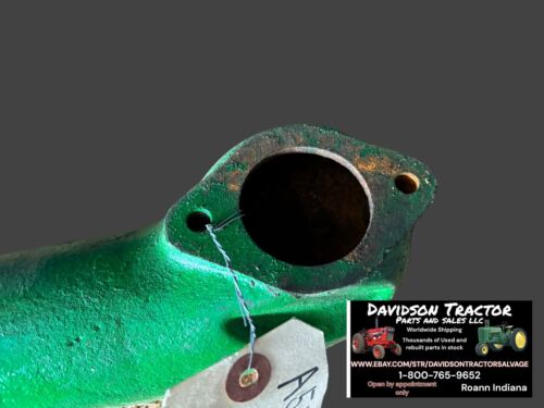 JOHN DEERE UNSTYLED A TRACTOR CARBURETOR INTAKE ELBOW A525R