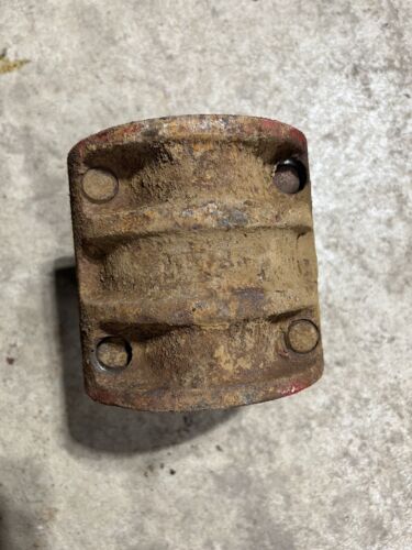 Farmall Super C SC IH Tractor original wheel hub wedge clamp w/ bolts to axle