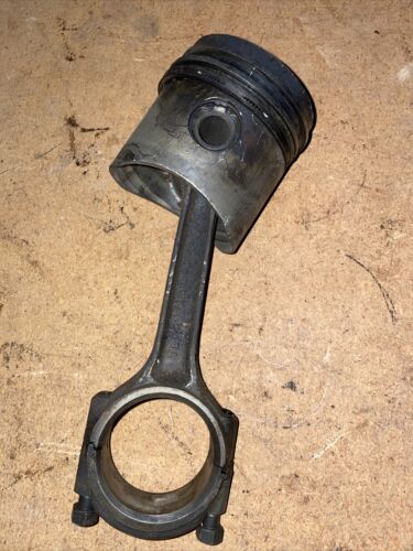 International Piston/Connecting Rod Assy-engine 318377R2 D282