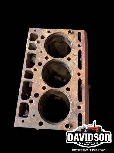 IH INTERNATIONAL 484 DIESEL BLOCK D179 GOOD USED BLOCK 3055001R3