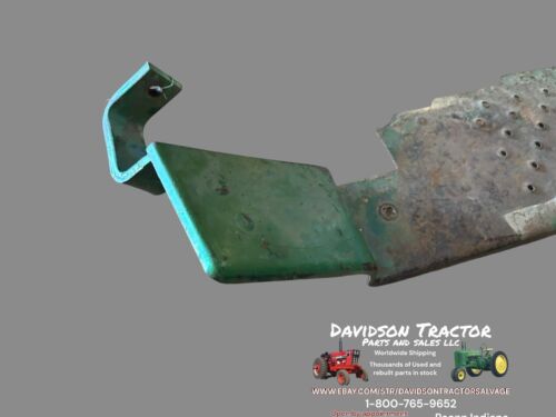 John Deere 1020 Utility Tractor, Left Side Floor Board Antique Tractor