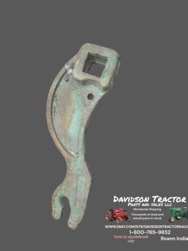 John Deere Sickle Mower Lift Bracket H10261H